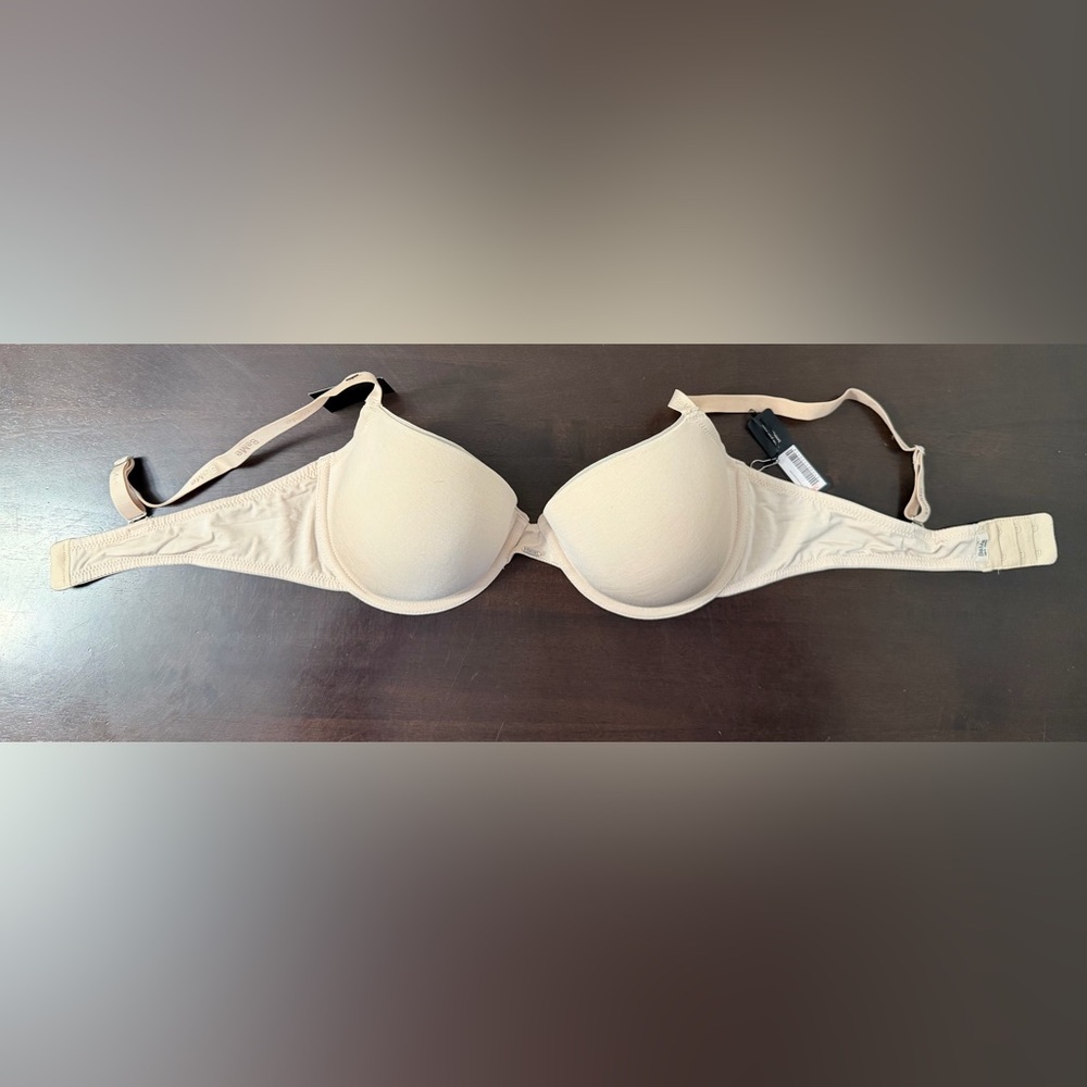BeMe New York Basic T Shirt Bra. 38C. NWT